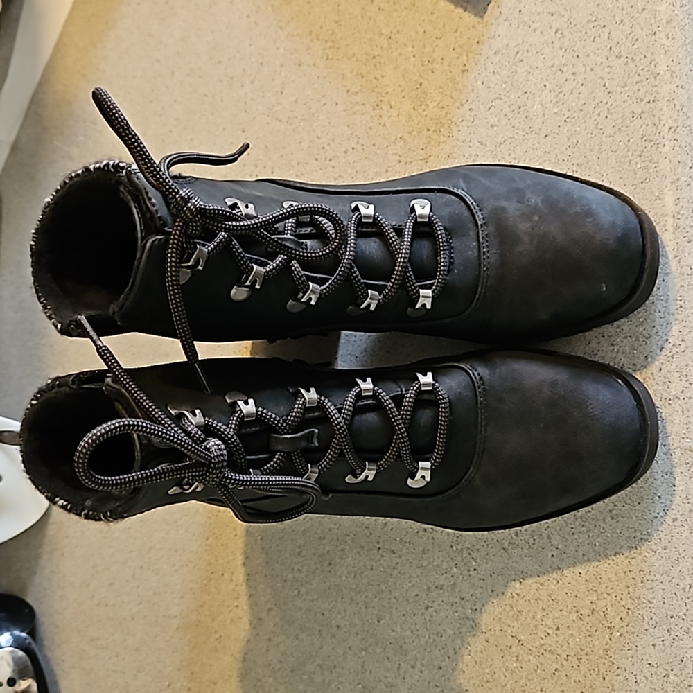 Baretraps boots